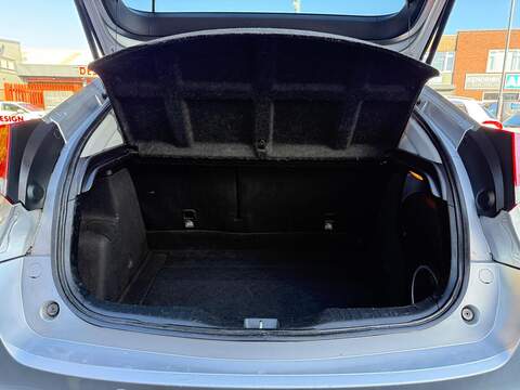 Honda Civic 1.8 i-VTEC SR Hatchback 5dr Petrol Auto Euro 5 (142 ps) - U768
