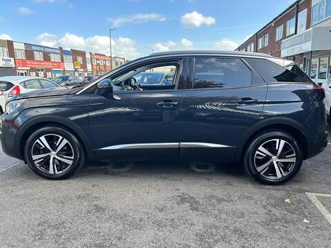 Peugeot 3008 1.2 PureTech Allure SUV 5dr Petrol Manual Euro 6 (s/s) (130 ps) - U769