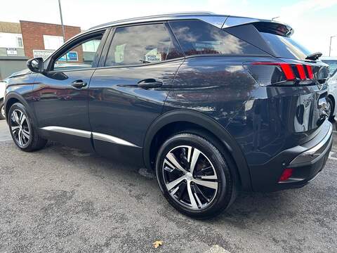 Peugeot 3008 1.2 PureTech Allure SUV 5dr Petrol Manual Euro 6 (s/s) (130 ps) - U769