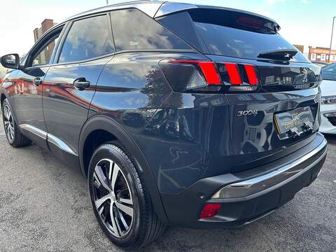Peugeot 3008 1.2 PureTech Allure SUV 5dr Petrol Manual Euro 6 (s/s) (130 ps) - U769