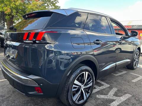 Peugeot 3008 1.2 PureTech Allure SUV 5dr Petrol Manual Euro 6 (s/s) (130 ps) - U769