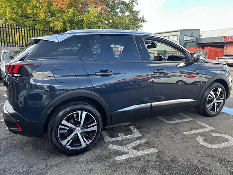 Peugeot 3008 1.2 PureTech Allure SUV 5dr Petrol Manual Euro 6 (s/s) (130 ps) - U769