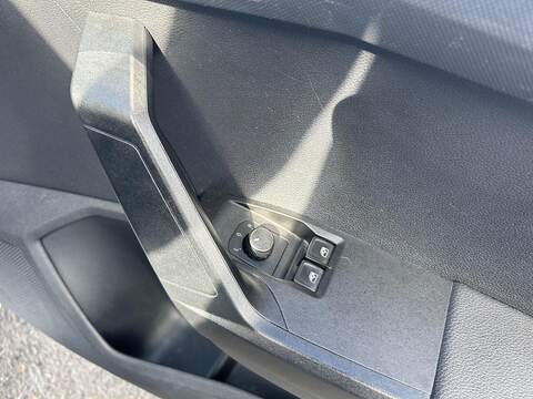 SEAT Ibiza 1.0 TSI SE Technology Hatchback 5dr Petrol Manual Euro 6 (s/s) GPF (95 ps) - U770