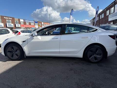 Tesla Model 3 Standard Range Plus Saloon 4dr Electric Auto RWD (241 bhp) - U771