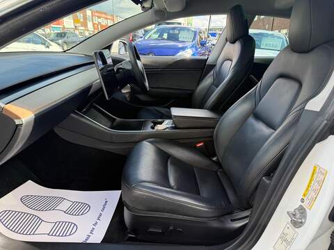 Tesla Model 3 Standard Range Plus Saloon 4dr Electric Auto RWD (241 bhp) - U771
