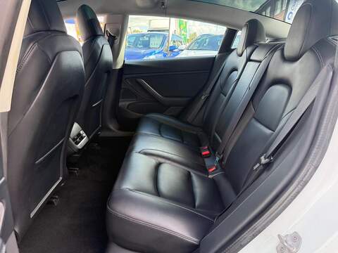 Tesla Model 3 Standard Range Plus Saloon 4dr Electric Auto RWD (241 bhp) - U771