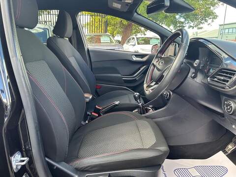 Ford Fiesta 1.0T EcoBoost ST-Line Edition Hatchback 5dr Petrol Manual Euro 6 (s/s) (95 ps) - U772