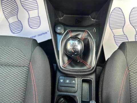 Ford Fiesta 1.0T EcoBoost ST-Line Edition Hatchback 5dr Petrol Manual Euro 6 (s/s) (95 ps) - U772