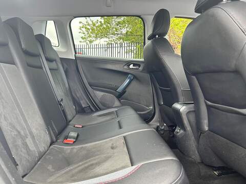 Peugeot 2008 1.2 VTi PureTech Crossway SUV 5dr Petrol Manual Euro 5 (82 ps) - U78