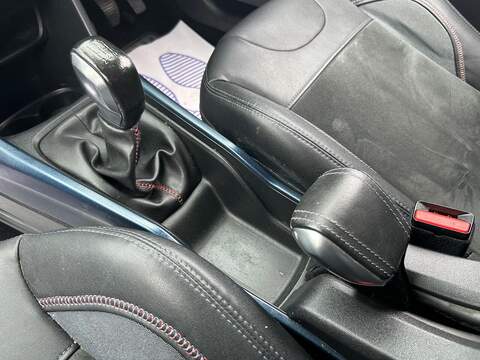 Peugeot 2008 1.2 VTi PureTech Crossway SUV 5dr Petrol Manual Euro 5 (82 ps) - U78