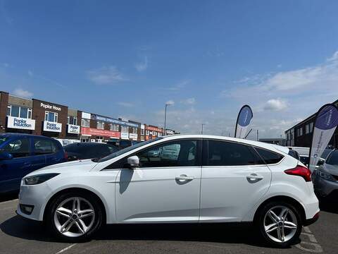 Ford Focus 1.0T EcoBoost Zetec Edition Hatchback 5dr Petrol Manual Euro 6 (s/s) (125 ps) - U79