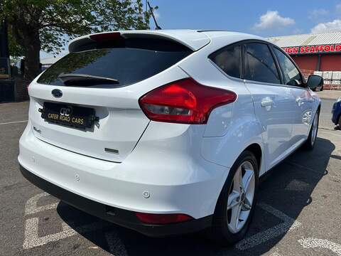 Ford Focus 1.0T EcoBoost Zetec Edition Hatchback 5dr Petrol Manual Euro 6 (s/s) (125 ps) - U79