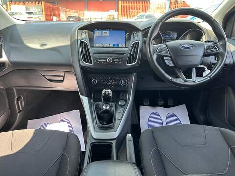 Ford Focus 1.0T EcoBoost Zetec Edition Hatchback 5dr Petrol Manual Euro 6 (s/s) (125 ps) - U79