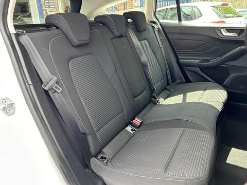 Ford Focus 1.5 EcoBlue Titanium Estate 5dr Diesel Manual Euro 6 (s/s) (120 ps) - U83