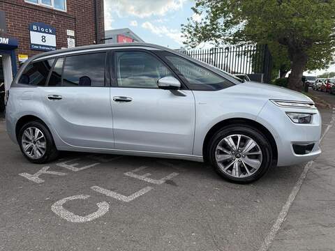 Citroen Grand C4 Picasso 1.6 e-HDi Airdream Exclusive+ MPV 5dr Diesel Manual Euro 5 (s/s) (115 ps) - U85