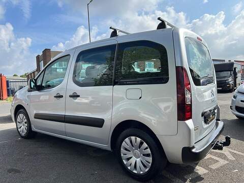 Citroen Berlingo 1.6 BlueHDi Feel Multispace MPV 5dr Diesel Manual Euro 6 (100 ps) - U86