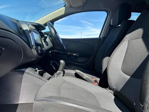 Renault Captur 1.5 dCi ENERGY Dynamique S MediaNav Euro 5 (s/s) 5dr - U87