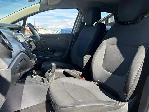 Renault Captur 1.5 dCi ENERGY Dynamique S MediaNav Euro 5 (s/s) 5dr - U87