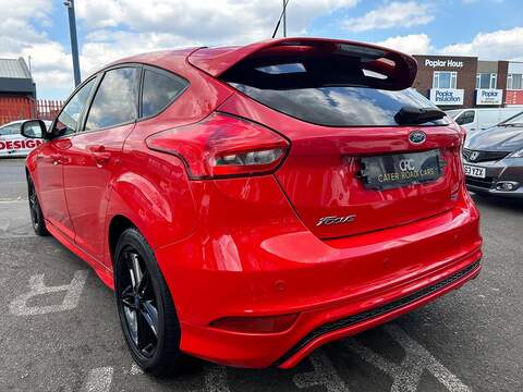 Ford Focus Focus 2.0 TDCi Zetec S Red Edition Euro 6 (s/s) 5dr - U9