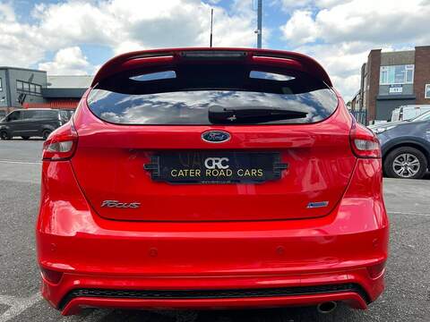 Ford Focus Focus 2.0 TDCi Zetec S Red Edition Euro 6 (s/s) 5dr - U9