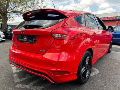 Ford Focus Focus 2.0 TDCi Zetec S Red Edition Euro 6 (s/s) 5dr - U9