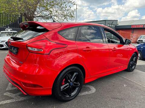 Ford Focus Focus 2.0 TDCi Zetec S Red Edition Euro 6 (s/s) 5dr - U9