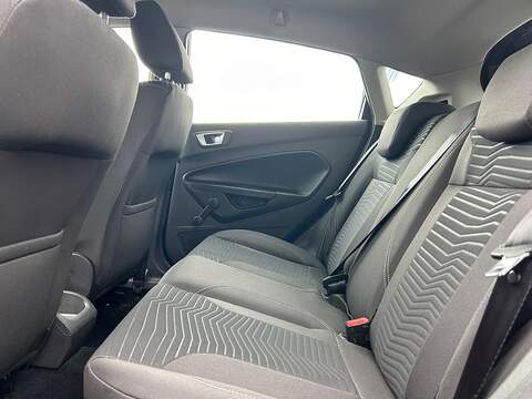 Ford Fiesta 1.0T EcoBoost Zetec Hatchback 5dr Petrol Manual Euro 6 (s/s) (100 ps) - U90