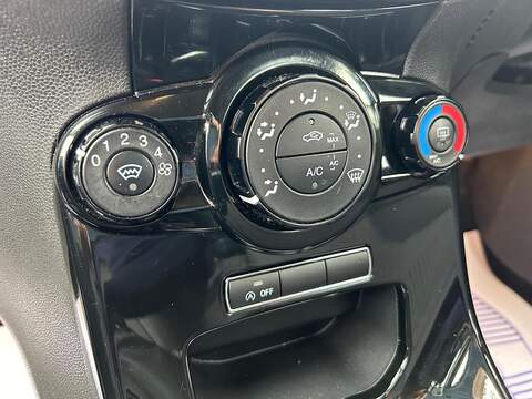 Ford Fiesta 1.0T EcoBoost Zetec Hatchback 5dr Petrol Manual Euro 6 (s/s) (100 ps) - U90