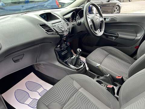 Ford Fiesta 1.0T EcoBoost Zetec Hatchback 5dr Petrol Manual Euro 6 (s/s) (100 ps) - U90