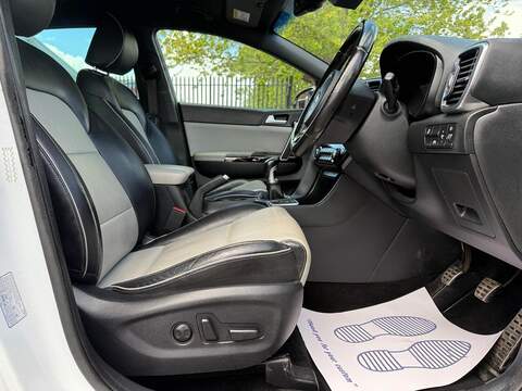 Kia Sportage 1.7 CRDi GT-Line Edition SUV 5dr Diesel Manual Euro 6 (s/s) (114 bhp) - U95