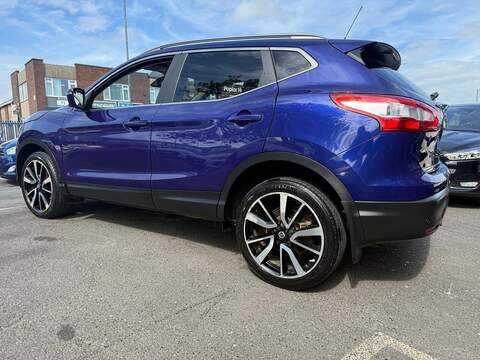 Nissan Qashqai 1.6 dCi Tekna SUV 5dr Diesel Manual 2WD Euro 6 (s/s) (130 ps) - U98