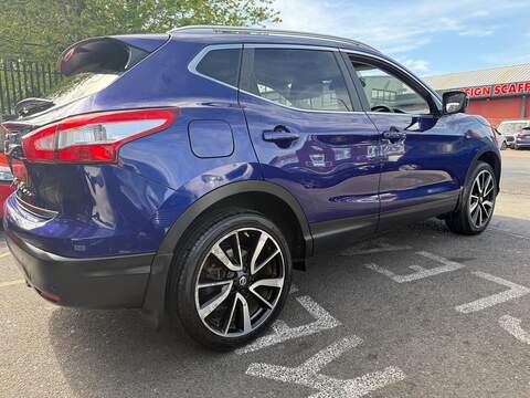 Nissan Qashqai 1.6 dCi Tekna SUV 5dr Diesel Manual 2WD Euro 6 (s/s) (130 ps) - U98