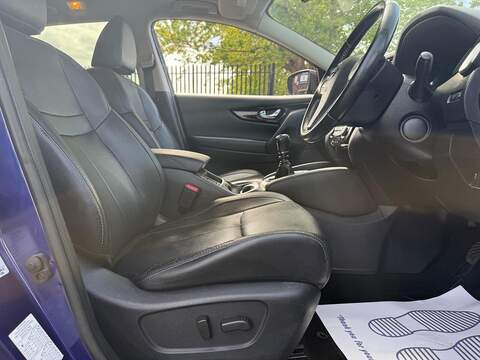 Nissan Qashqai 1.6 dCi Tekna SUV 5dr Diesel Manual 2WD Euro 6 (s/s) (130 ps) - U98
