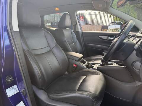 Nissan Qashqai 1.6 dCi Tekna SUV 5dr Diesel Manual 2WD Euro 6 (s/s) (130 ps) - U98