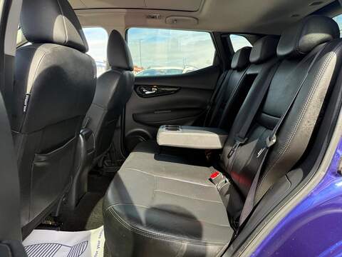 Nissan Qashqai 1.6 dCi Tekna SUV 5dr Diesel Manual 2WD Euro 6 (s/s) (130 ps) - U98