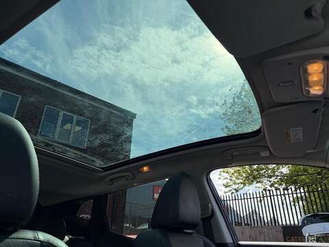 Nissan Qashqai 1.6 dCi Tekna SUV 5dr Diesel Manual 2WD Euro 6 (s/s) (130 ps) - U98