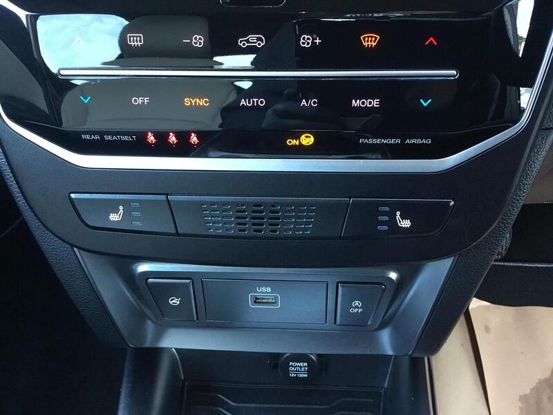SsangYong Tivoli Tivoli 1.5P Ultimate Euro 6 (s/s) 5dr - U1006
