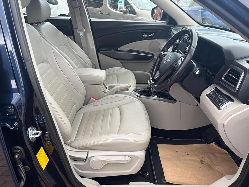 SsangYong Tivoli Tivoli 1.6D Ultimate Auto Euro 6 5dr - U1112