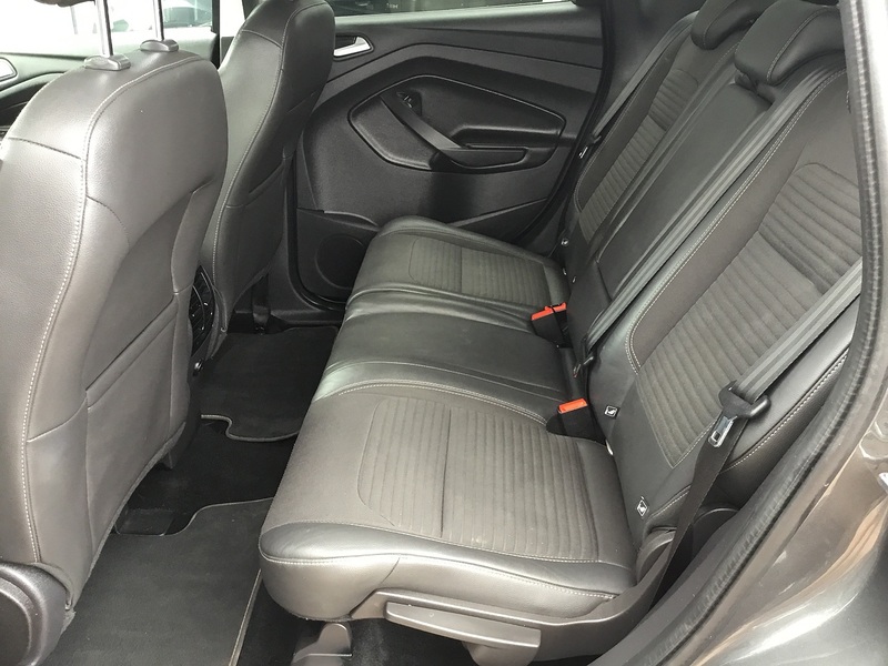 Ford Kuga TDCi Titanium SUV 2.0 Manual Diesel - U1140