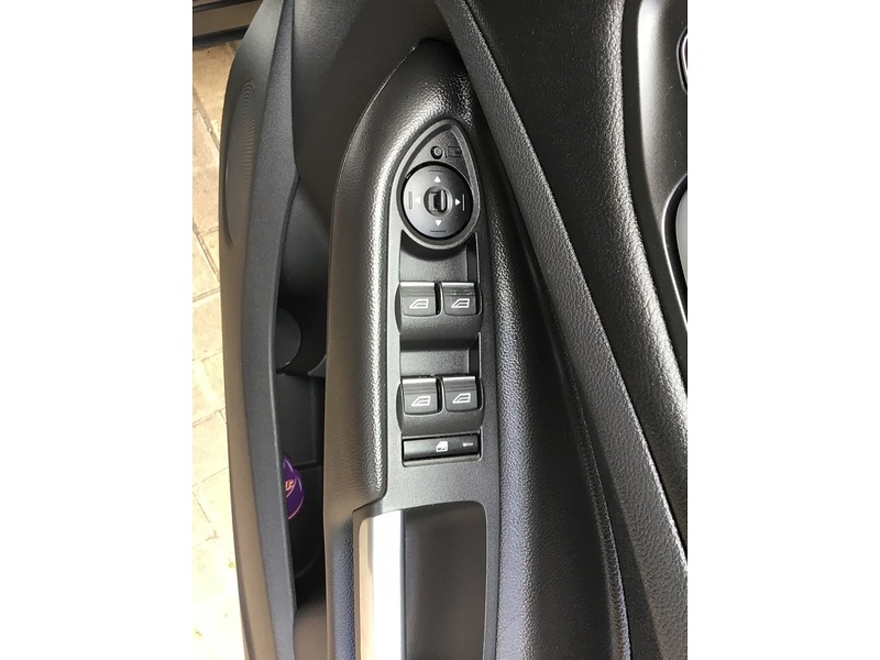 Ford Kuga TDCi Titanium SUV 2.0 Manual Diesel - U1140