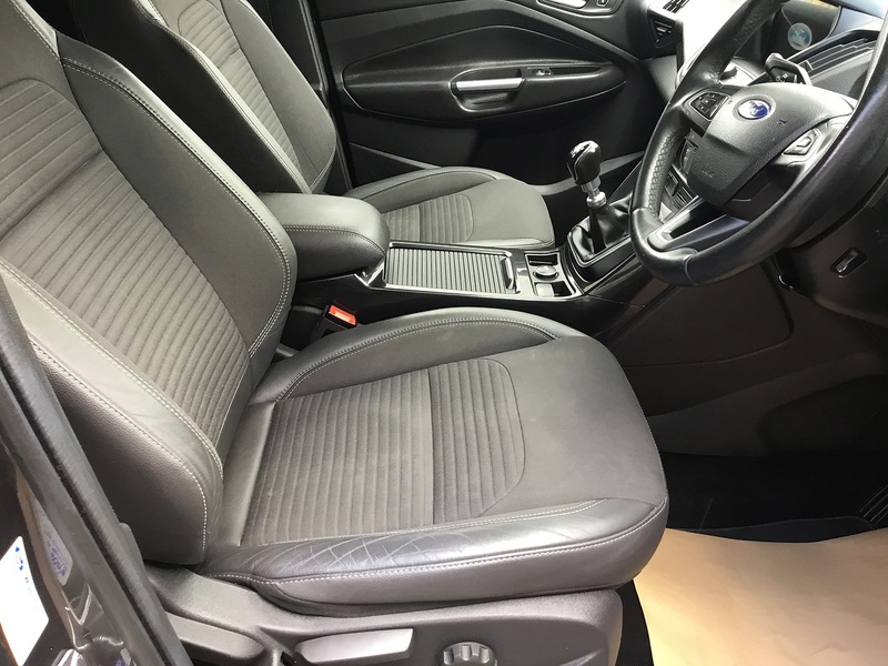 Ford Kuga TDCi Titanium SUV 2.0 Manual Diesel - U1140