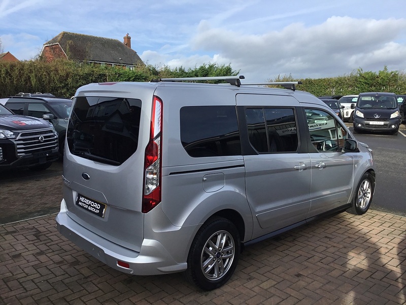 Ford Tourneo Connect 1.5 EcoBlue Titanium MPV 5dr Diesel Manual Euro 6 (s/s) (120 ps) - U1240