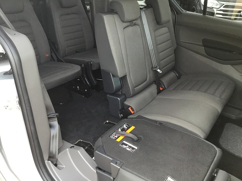 Ford Tourneo Connect 1.5 EcoBlue Titanium MPV 5dr Diesel Manual Euro 6 (s/s) (120 ps) - U1240