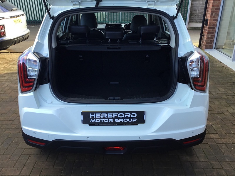 SsangYong Tivoli 1.6D Ultimate SUV 5dr Diesel Auto Euro 6 (136 ps) - U1282