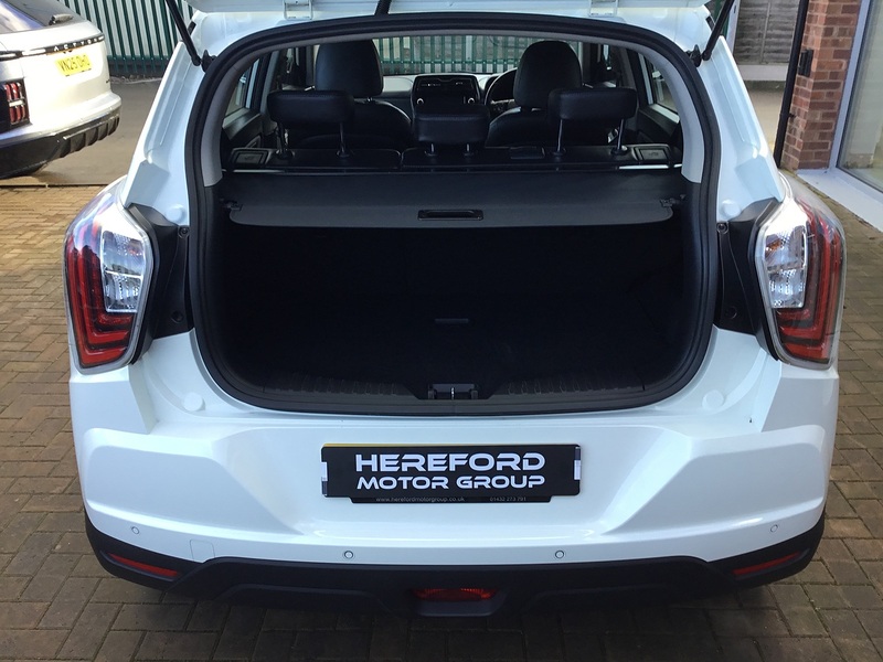 SsangYong Tivoli 1.6D Ultimate SUV 5dr Diesel Auto Euro 6 (136 ps) - U1282