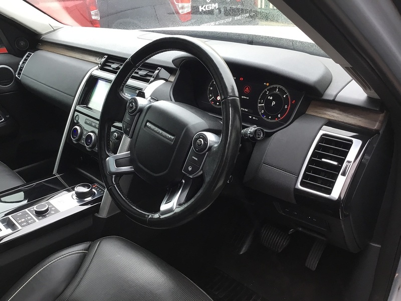 Land Rover Discovery 3.0 TD V6 HSE SUV 5dr Diesel Auto 4WD Euro 6 (s/s) (258 ps) - U1306