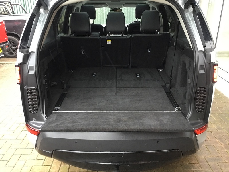 Land Rover Discovery 3.0 TD V6 HSE SUV 5dr Diesel Auto 4WD Euro 6 (s/s) (258 ps) - U1306
