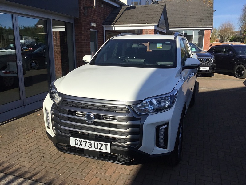 SsangYong Musso 2.2D Rebel Pickup Double Cab 4dr Diesel Auto 4WD Euro 6 (202 ps) - U1317