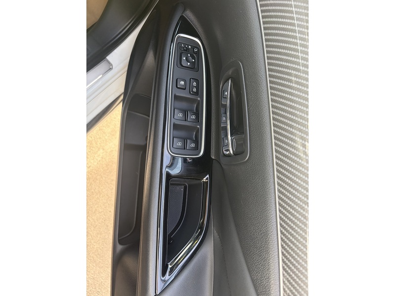 Mitsubishi Outlander 2.4h TwinMotor 13.8kWh 4h CVT 4WD Euro 6 (s/s) 5dr - U1322