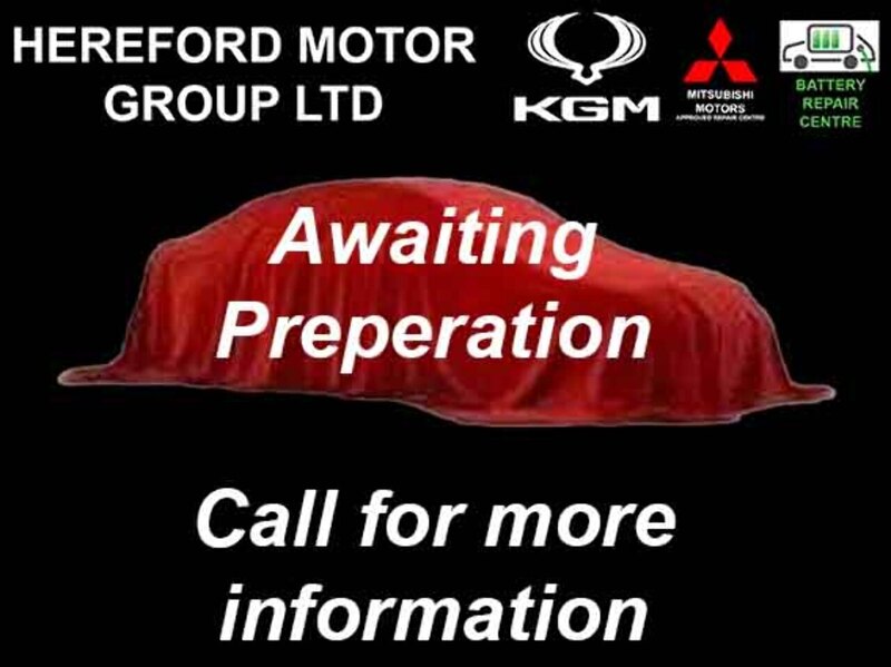 Mitsubishi Outlander 2.4h TwinMotor 13.8kWh 4h CVT 4WD Euro 6 (s/s) 5dr - U1322